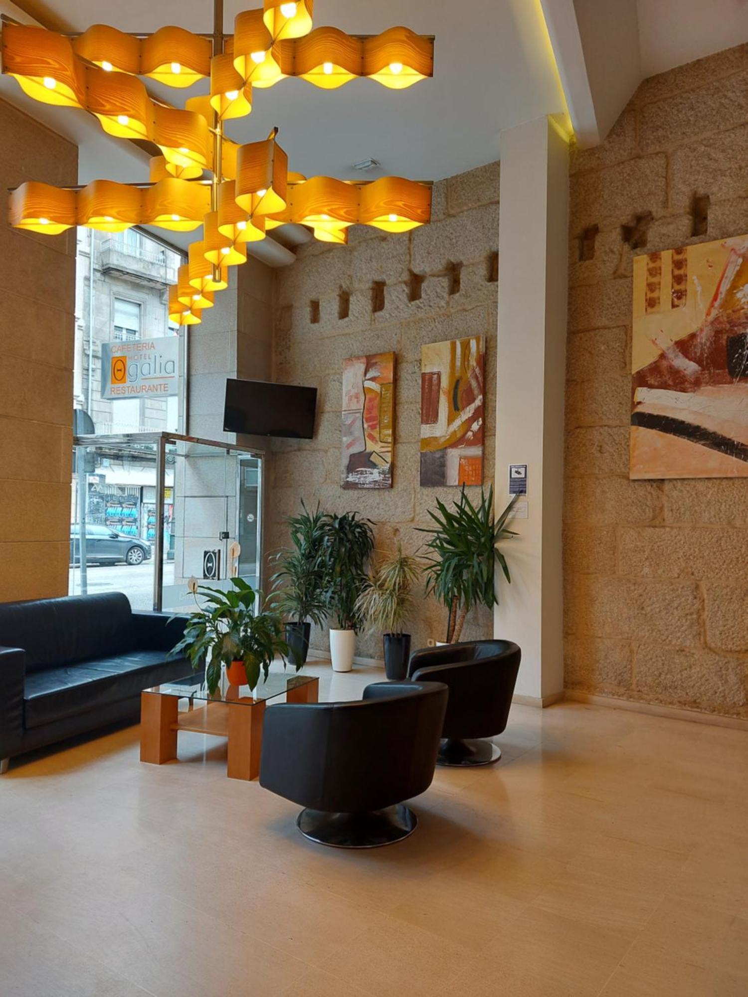 U Hotel Ogalia ויגו מראה חיצוני תמונה