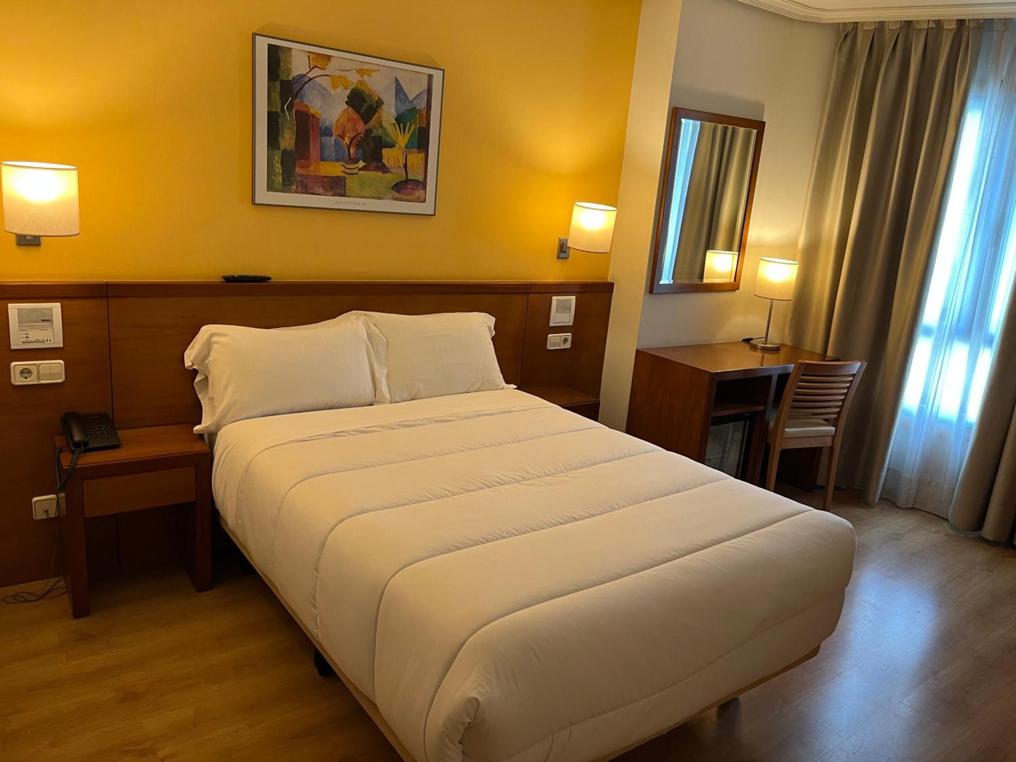 U Hotel Ogalia ויגו מראה חיצוני תמונה