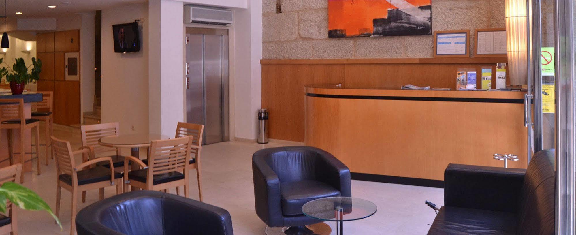 U Hotel Ogalia ויגו מראה חיצוני תמונה